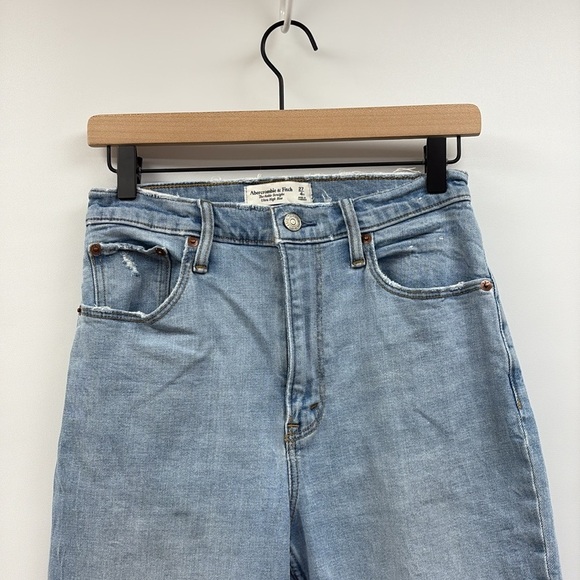 Abercrombie & Fitch The Ankle Straight Ultra High Rise Jeans Light Wash Denim 27 - Picture 3 of 8